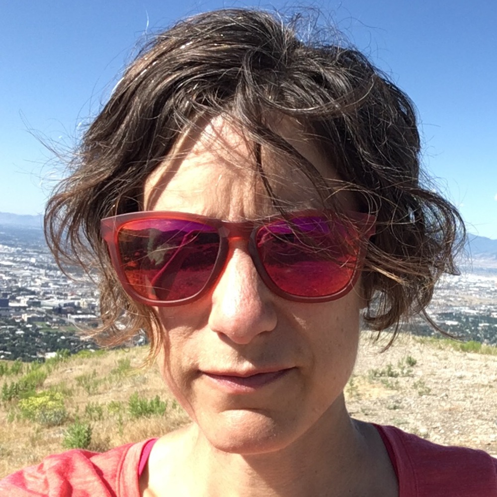 Meet your Posher, Andrea